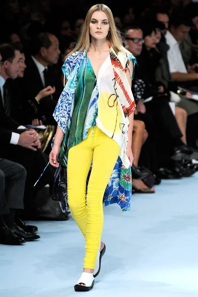 Look 44